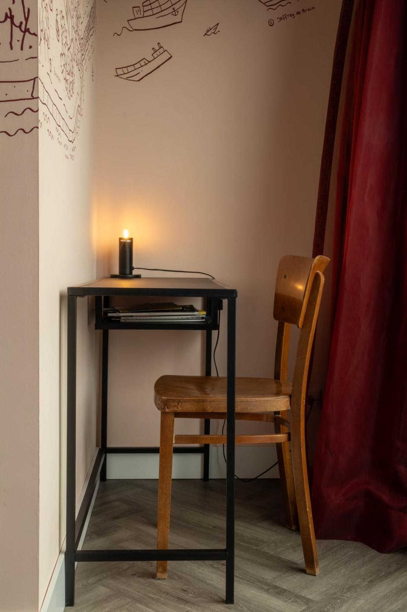 Bed, Bites & Business Hotel Róterdam Habitación foto